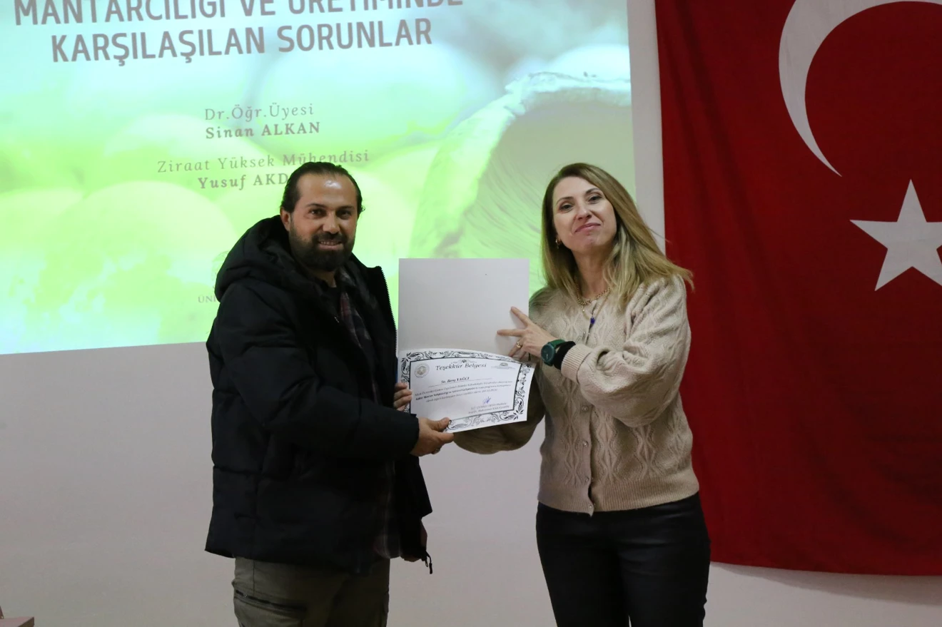 “KÜLTÜR MANTARI YETİŞTİRİCİLİĞİ VE SEKTÖREL GELİŞİMLER” İSİMLİ KONFERANS 